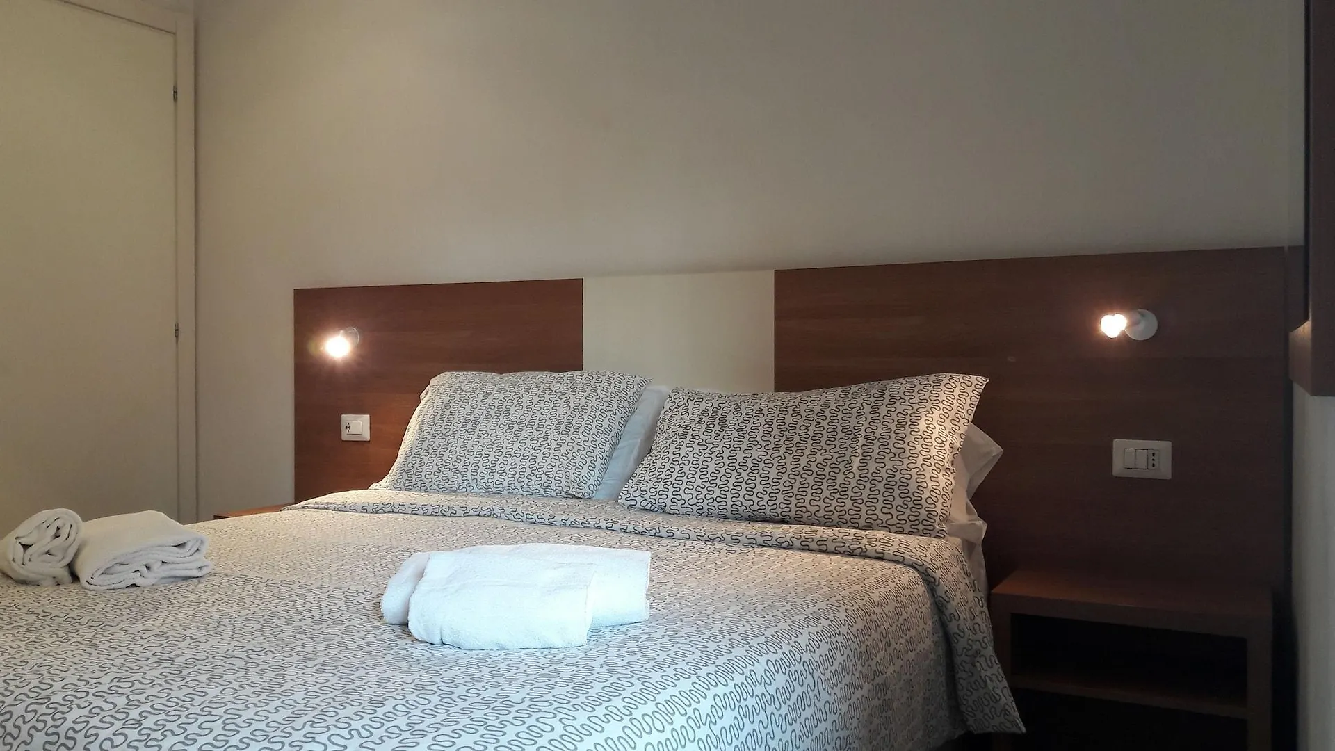Holidays S.Lorenzo Guest House New Roma