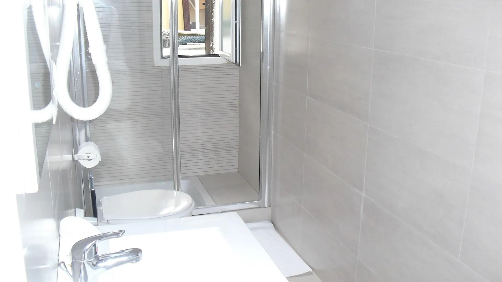 Holidays S.Lorenzo Guest House New Roma
