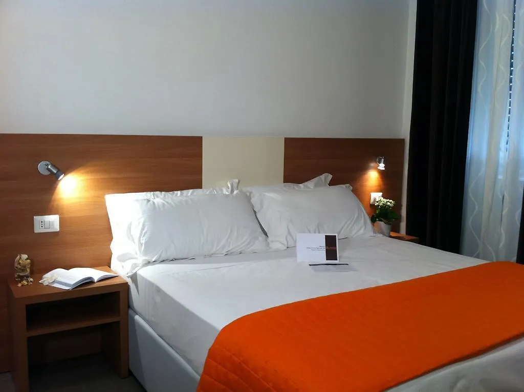Holidays S.Lorenzo Guest House New Roma Itália